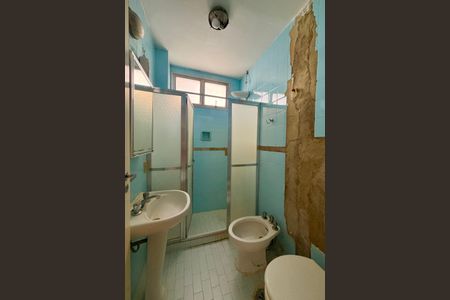 Apartamento à venda com 90m², 3 quartos e 2 vagasBanheiro social