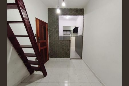 Apartamento à venda com 31m², 1 quarto e sem vaga