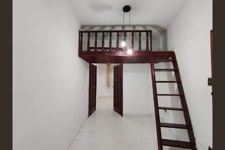 Apartamento à venda com 31m², 1 quarto e sem vaga