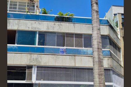Apartamento para alugar com 106m², 3 quartos e 2 vagasPlaca 