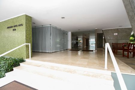 Apartamento à venda com 135m², 3 quartos e 1 vagaEntrada do Prédio