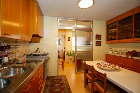 Apartamento à venda com 135m², 3 quartos e 1 vagaCozinha