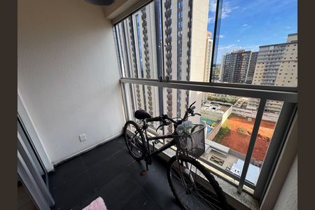 Apartamento para alugar com 93m², 3 quartos e 1 vaga Apartamento para alugar com 93m², 3 quartos e 1 vagaVaranda