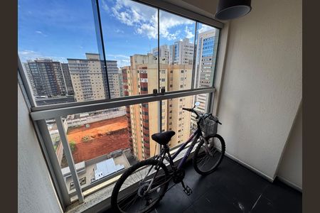 Apartamento para alugar com 93m², 3 quartos e 1 vaga Apartamento para alugar com 93m², 3 quartos e 1 vagaVaranda