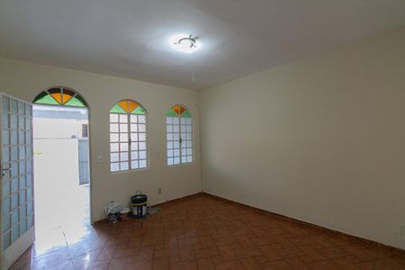 Casa à venda com 3 quartos, 90m² em Santa Branca, Belo Horizonte