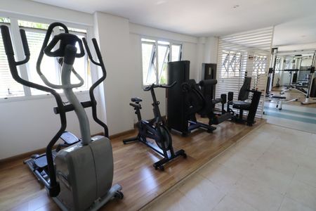 Apartamento à venda com 87m², 3 quartos e 2 vagasÁrea comum - Academia