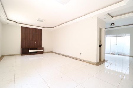 Sala de casa para alugar com 3 quartos, 220m² em Santa Mônica, Uberlândia