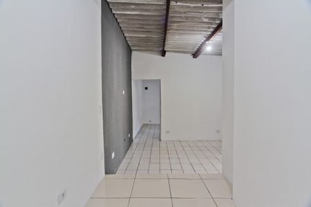 Casa para alugar com 50m², 2 quartos e 1 vaga Casa para alugar com 50m², 2 quartos e 1 vagaSala