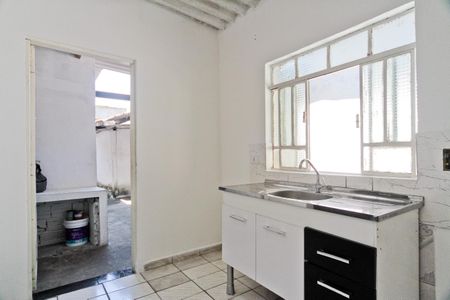 Casa para alugar com 50m², 2 quartos e 1 vaga Casa para alugar com 50m², 2 quartos e 1 vagaCozinha