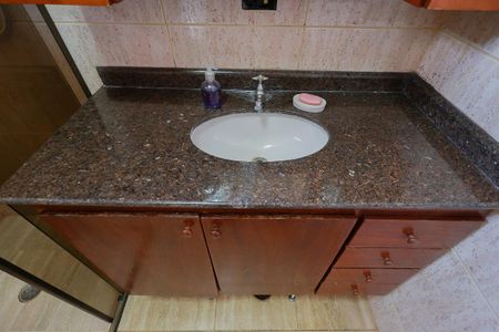 Casa para alugar com 242m², 3 quartos e 3 vagasBanheiro da suíte 2