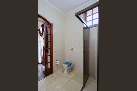 Casa para alugar com 242m², 3 quartos e 3 vagasBanheiro da suíte 2