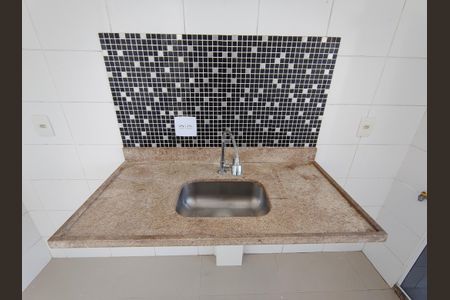 Cozinha de apartamento à venda com 2 quartos, 55m² em Taquara, Rio de Janeiro