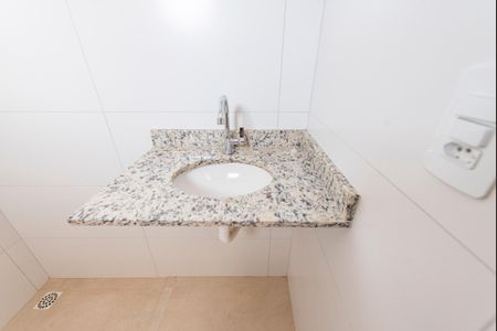 Apartamento à venda com 100m², 2 quartos e 1 vaga Apartamento à venda com 100m², 2 quartos e 1 vagaBanheiro do Quarto 2