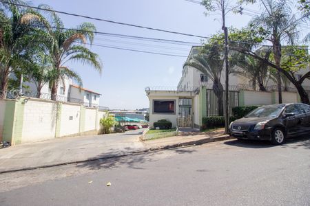 Apartamento para alugar com 45m², 2 quartos e 1 vagaFachada