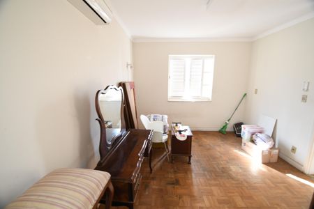 Casa para alugar com 370m², 5 quartos e 4 vagasQuarto 1 - Suíte