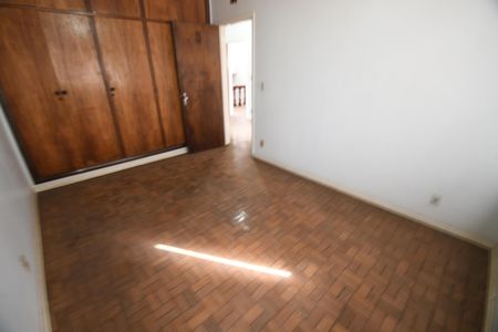 Casa para alugar com 370m², 5 quartos e 4 vagasQuarto 4