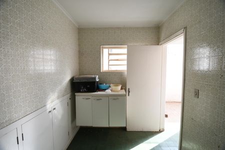 Casa para alugar com 370m², 5 quartos e 4 vagasÁrea de Serviço