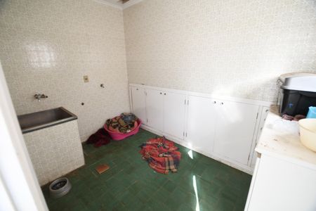 Casa para alugar com 370m², 5 quartos e 4 vagasÁrea de Serviço