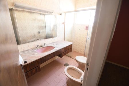 Casa para alugar com 370m², 5 quartos e 4 vagasBanheiro 3 - Suíte