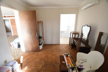 Casa para alugar com 370m², 5 quartos e 4 vagasQuarto 1 - Suíte