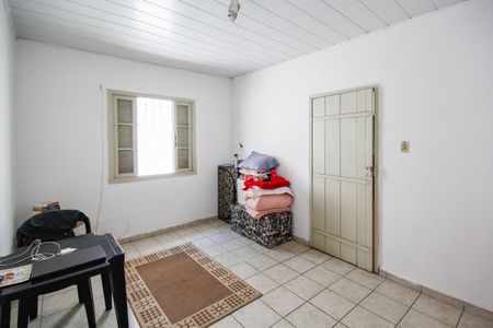 Casa para alugar com 120m², 3 quartos e 2 vagasQuarto 2