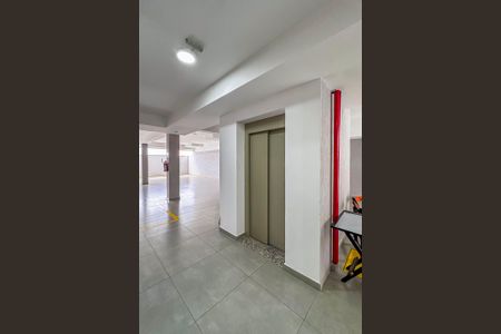 Apartamento à venda com 100m², 2 quartos e 1 vagaElevador