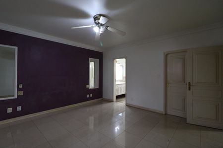 Casa para alugar com 610m², 4 quartos e 5 vagasSuíte 2