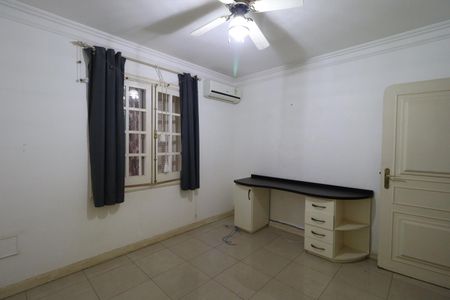 Casa para alugar com 610m², 4 quartos e 5 vagasSuíte 1