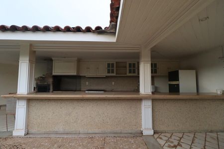 Casa para alugar com 610m², 4 quartos e 5 vagasÁrea comum-Churrasqueira