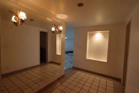 Casa para alugar com 610m², 4 quartos e 5 vagasHall de entrada
