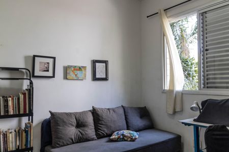 Quarto 1 de apartamento para alugar com 3 quartos, 90m² em Estoril, Belo Horizonte