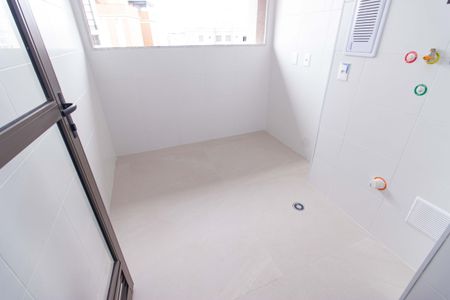 Apartamento para alugar com 142m², 3 quartos e 5 vagasÁrea de Serviço