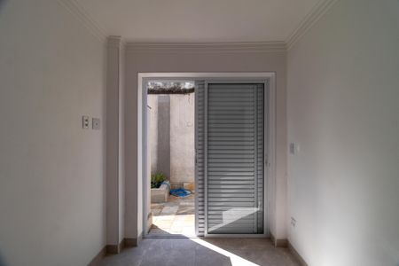 Casa para alugar com 350m², 4 quartos e 5 vagas Casa para alugar com 350m², 4 quartos e 5 vagasQuarto de Serviço