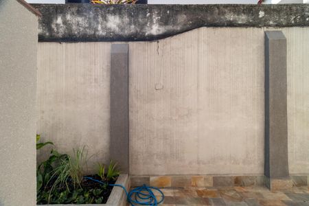 Casa para alugar com 350m², 4 quartos e 5 vagas Casa para alugar com 350m², 4 quartos e 5 vagasVista do Quarto de Serviço