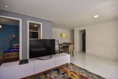 Sala de apartamento à venda com 2 quartos, 73m² em Jardim Wanda, Taboão da Serra