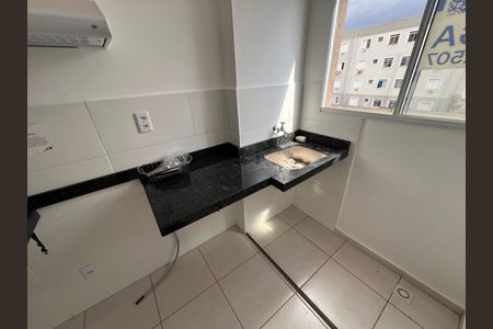 Apartamento para alugar com 42m², 2 quartos e 1 vaga Apartamento para alugar com 42m², 2 quartos e 1 vagaCozinha e Área de Serviço