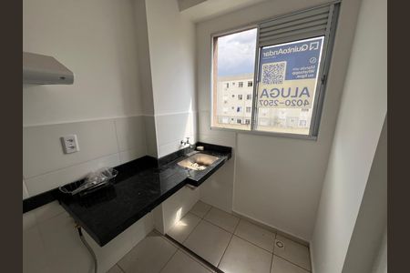 Apartamento para alugar com 42m², 2 quartos e 1 vaga Apartamento para alugar com 42m², 2 quartos e 1 vagaCozinha e Área de Serviço