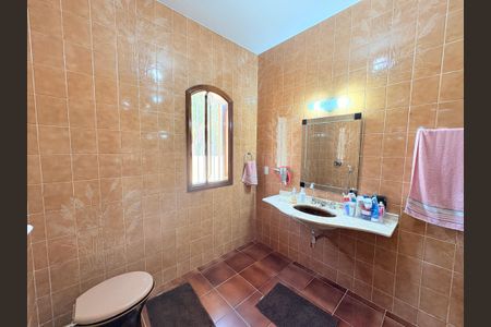 Casa de condomínio à venda com 4000m², 4 quartos e 6 vagasBanheiro da Suíte