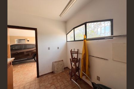 Casa de condomínio à venda com 4000m², 4 quartos e 6 vagasDepósito