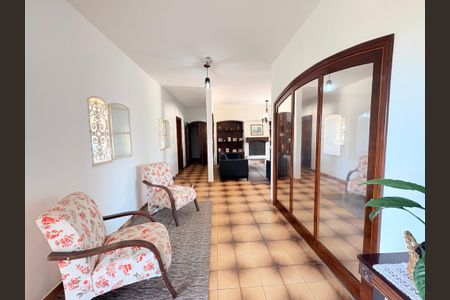 Casa de condomínio à venda com 4000m², 4 quartos e 6 vagasHalll