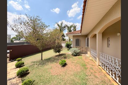 Casa de condomínio à venda com 4000m², 4 quartos e 6 vagasÁrea externa