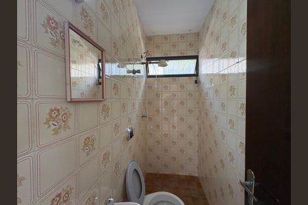 Casa de condomínio à venda com 4000m², 4 quartos e 6 vagasBanheiro de serviço