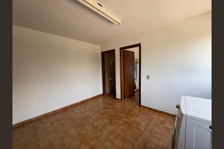 Casa de condomínio à venda com 4000m², 4 quartos e 6 vagasÁrea de Serviço