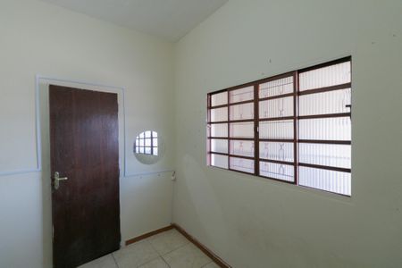 Casa à venda com 5 quartos, 209m² em Rio Branco, Belo Horizonte