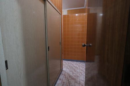 Casa à venda com 115m², 2 quartos e 1 vagaBanheiro