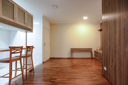 Apartamento para alugar com 65m², 2 quartos e 1 vaga Apartamento para alugar com 65m², 2 quartos e 1 vagaSala