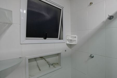 Apartamento para alugar com 65m², 2 quartos e 1 vaga Apartamento para alugar com 65m², 2 quartos e 1 vagaBanheiro da Suíte