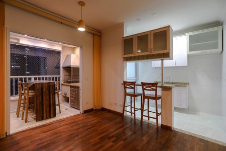 Apartamento para alugar com 65m², 2 quartos e 1 vaga Apartamento para alugar com 65m², 2 quartos e 1 vagaSala