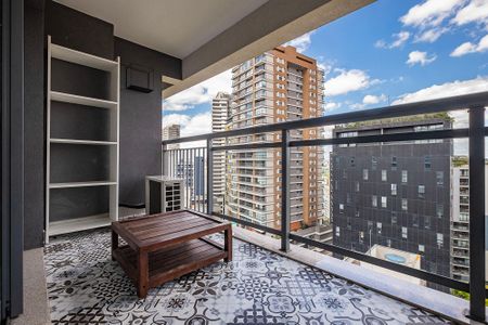 Varanda de kitnet/studio para alugar com 1 quarto, 32m² em Sumarezinho, São Paulo