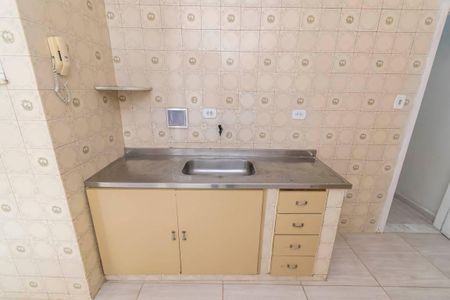 Apartamento para alugar com 120m², 2 quartos e sem vagaCozinha